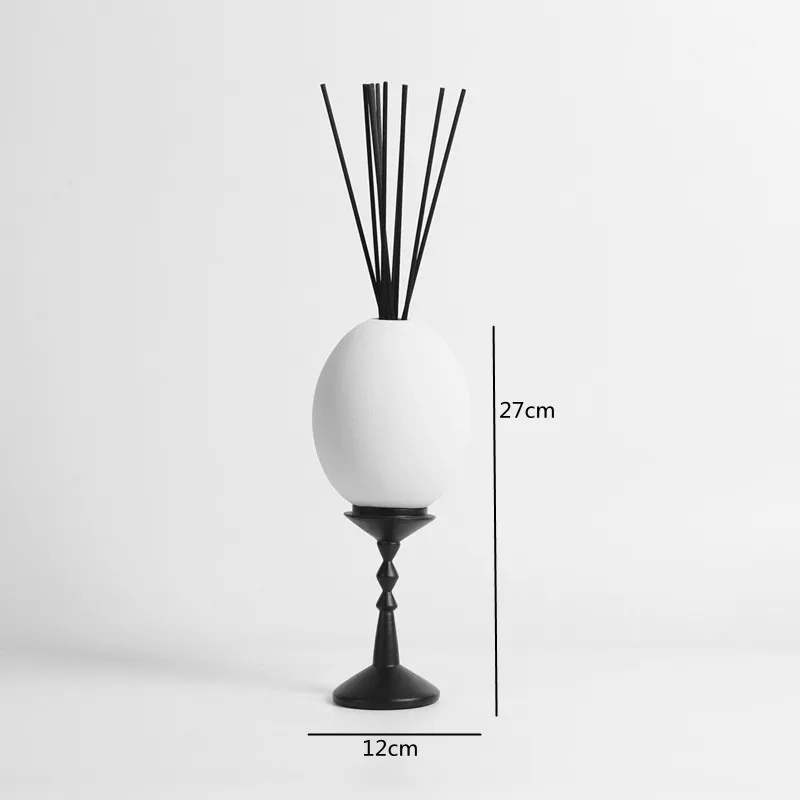 In Home Fragrance Products - シンプルな白い陶器の卵型アロマセラピーオーナメント、火を使わない蔓の枝型アロマセラピーセット、ホームフレグランス製品