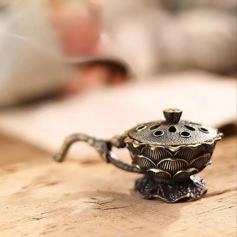 Home Fragrance Zen - 合金製蓮の花型香炉、家の装飾、瞑想、ヨガ禅の香り - 香炉、コーンスティックホルダー