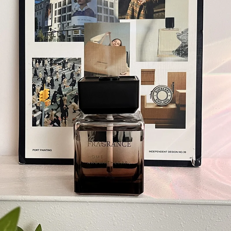 ホームフレグランススプレー ホテルグレード 自動芳香スプレー - Home Fragrance Diffuser のレビューと価格